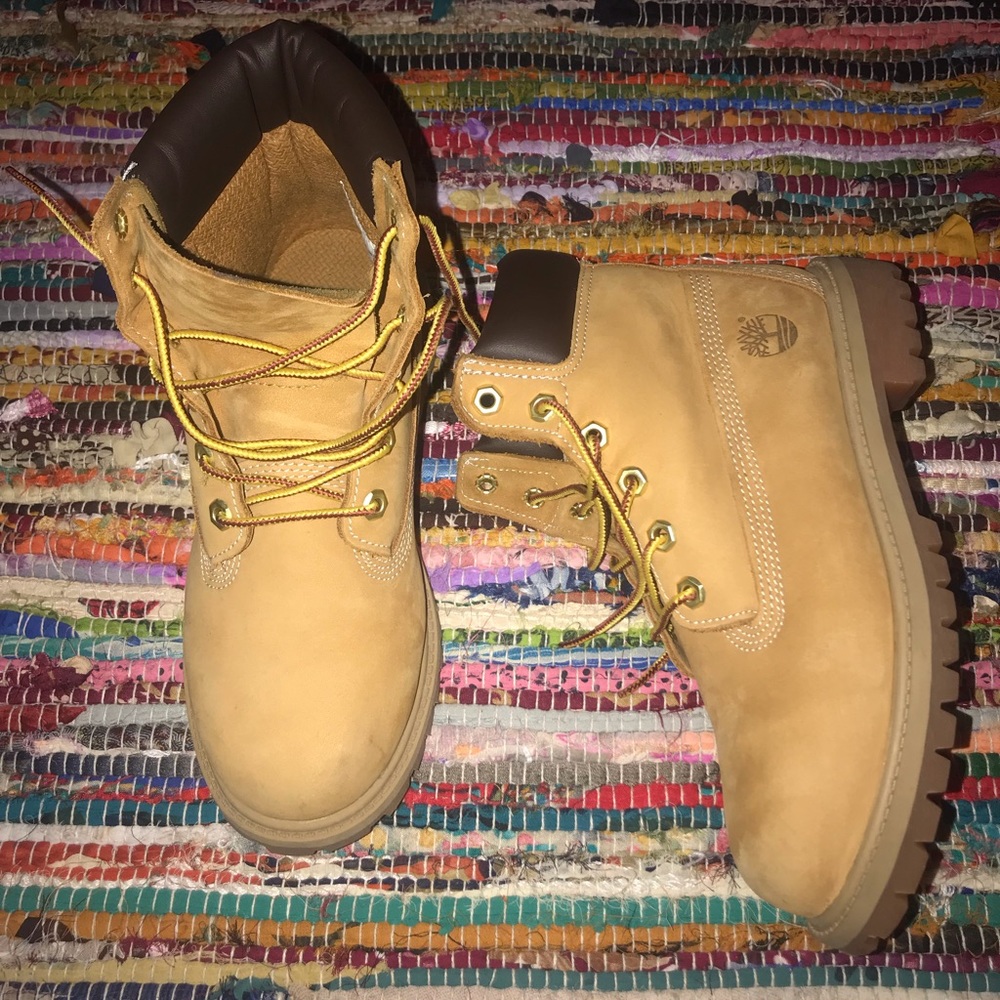 Timberlands - Picture 2 of 7